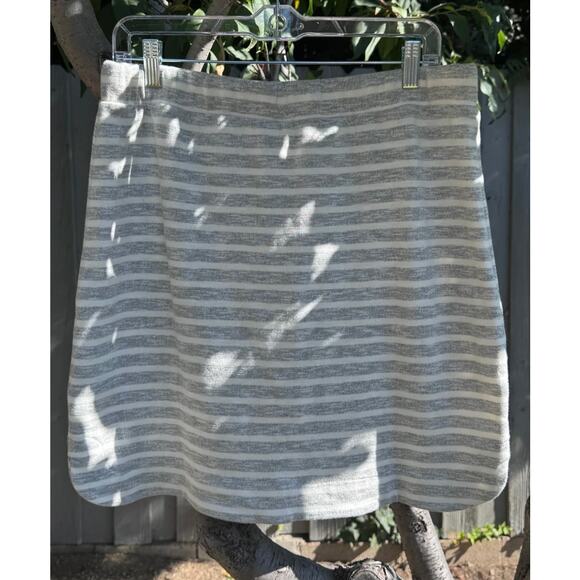 New With Tag Kenji Gray and White Striped Skirt Size L - Picture 4 of 6